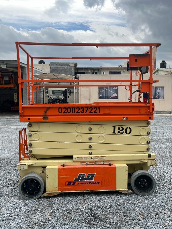 PLATAFORMA JLG 3248RS - 2015 - Image 4