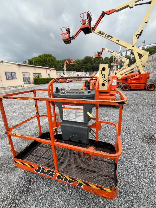 PLATAFORMA JLG E450AJ - 2014 - Image 4